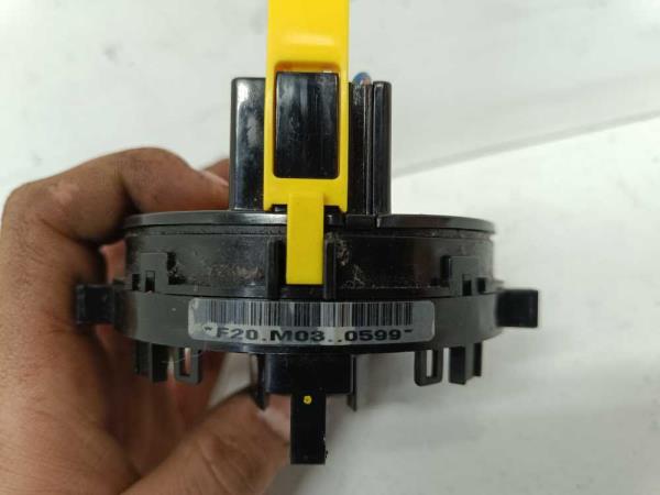 RESSORT TOURNANT KIA VENGA - Vue 3